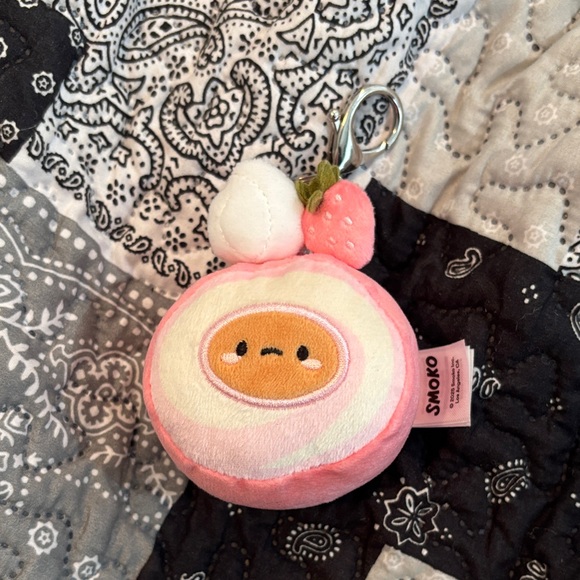 Smoko Accessories - SMOKO Pink Strawberry Plush Keychain Card Holder